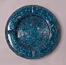 Load image into Gallery viewer, Circle Ash Trays (Multicolor Options Available)
